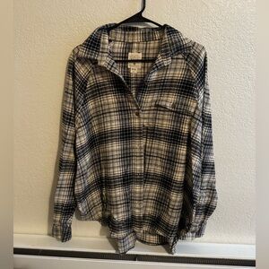 Billabong flannel button down shirt